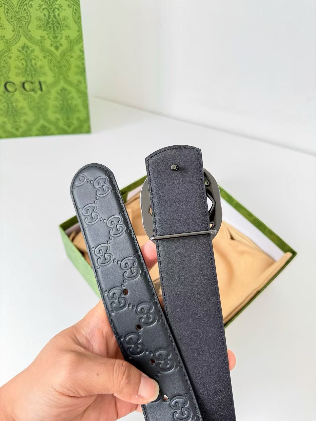 Sabuk Pria Gucci, Kulit GG Timbul Hitam dengan Gesper G Saling Perak, Tali Pinggang Kasual Bisnis 图 5