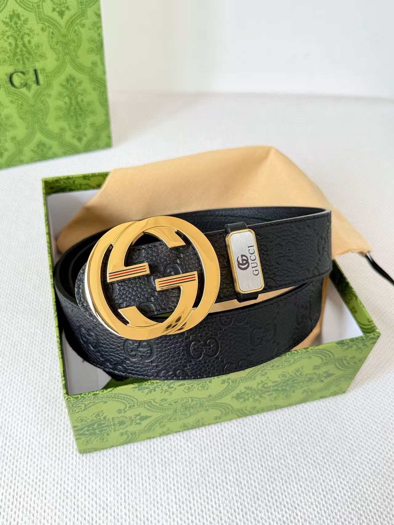 Gucci Men Belt, Black GG Embossed Leather, Gold Interlocking G Buckle with Web Stripe, Business Waist Strap