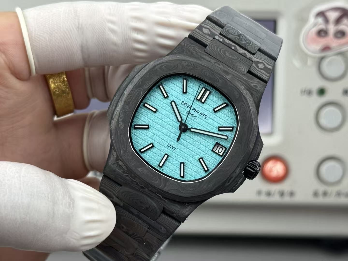 Patek Philippe Nautilus DIW Forged Carbon Tiffany Blue Disc Automatic Unisex 图 4