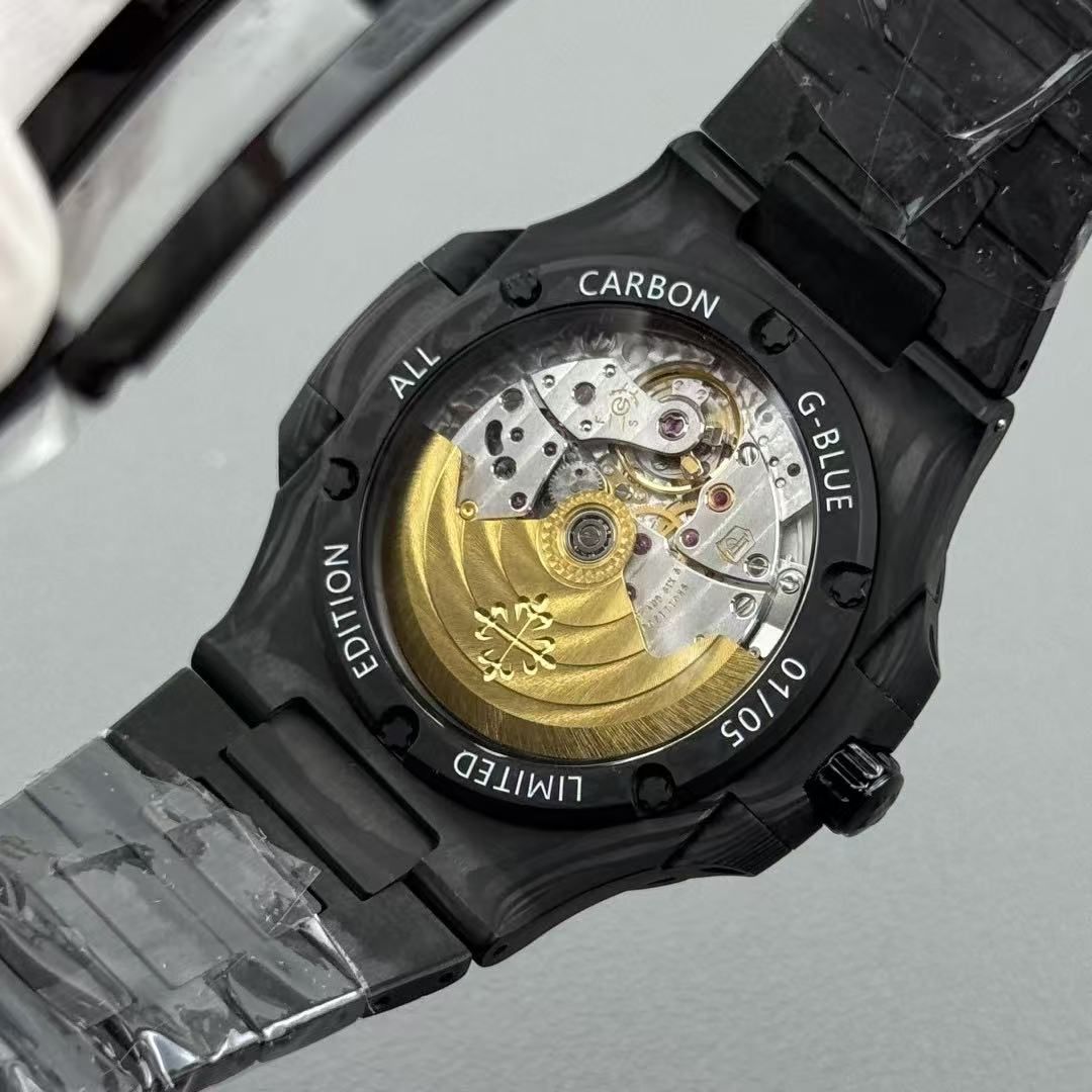 Patek Philippe Nautilus DIW Forged Carbon Tiffany Blue Disc Automatic Unisex 图 7