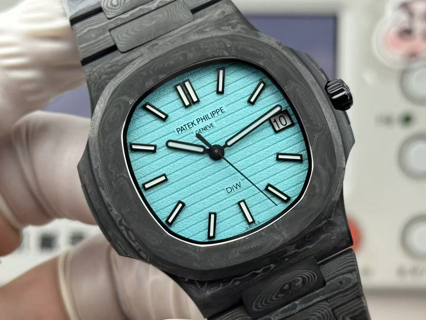 Patek Philippe Nautilus DIW Forged Carbon Tiffany Blue Disc Automatic Unisex 图 2