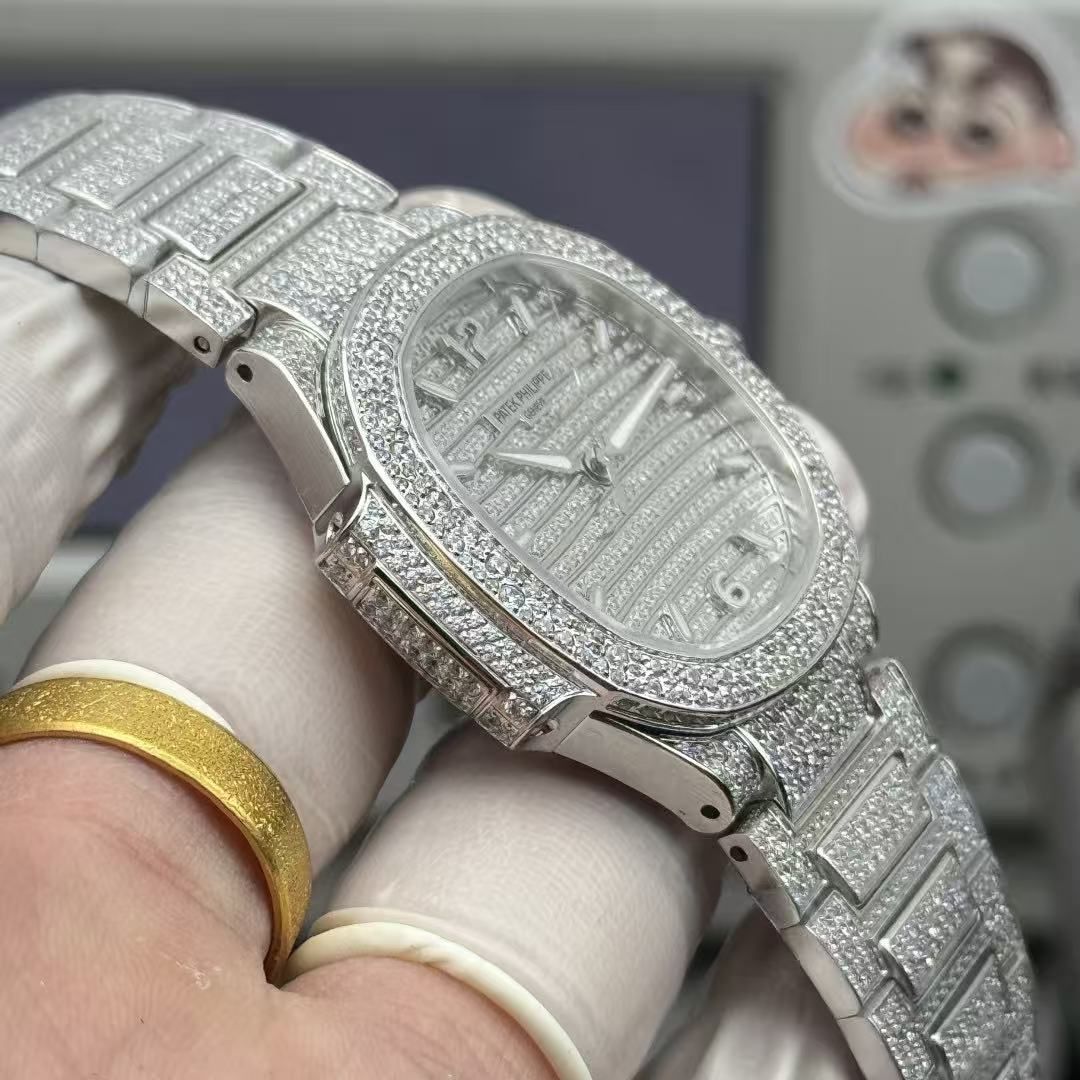 Patek Philippe Nautilus Full Diamond Dense Steel Band Automatic Ladies Watch 图 4