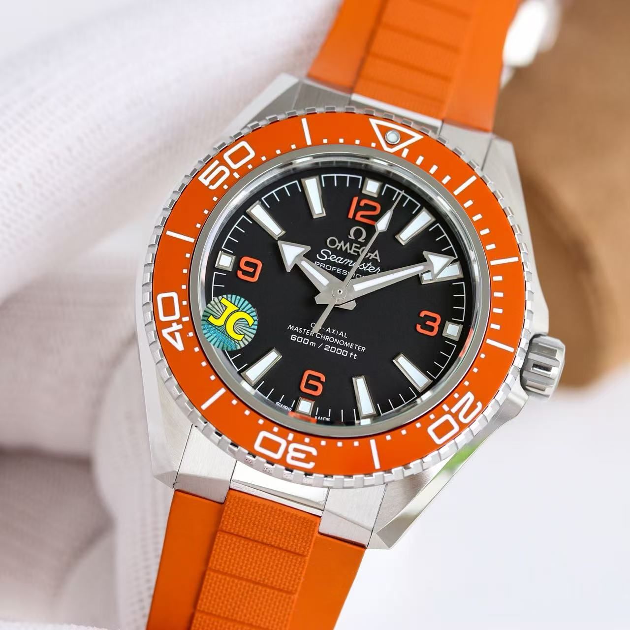 Omega Seamaster Ocean Universe 600m Automatic for Men Orange Rubber Band Dive Watch 图 4