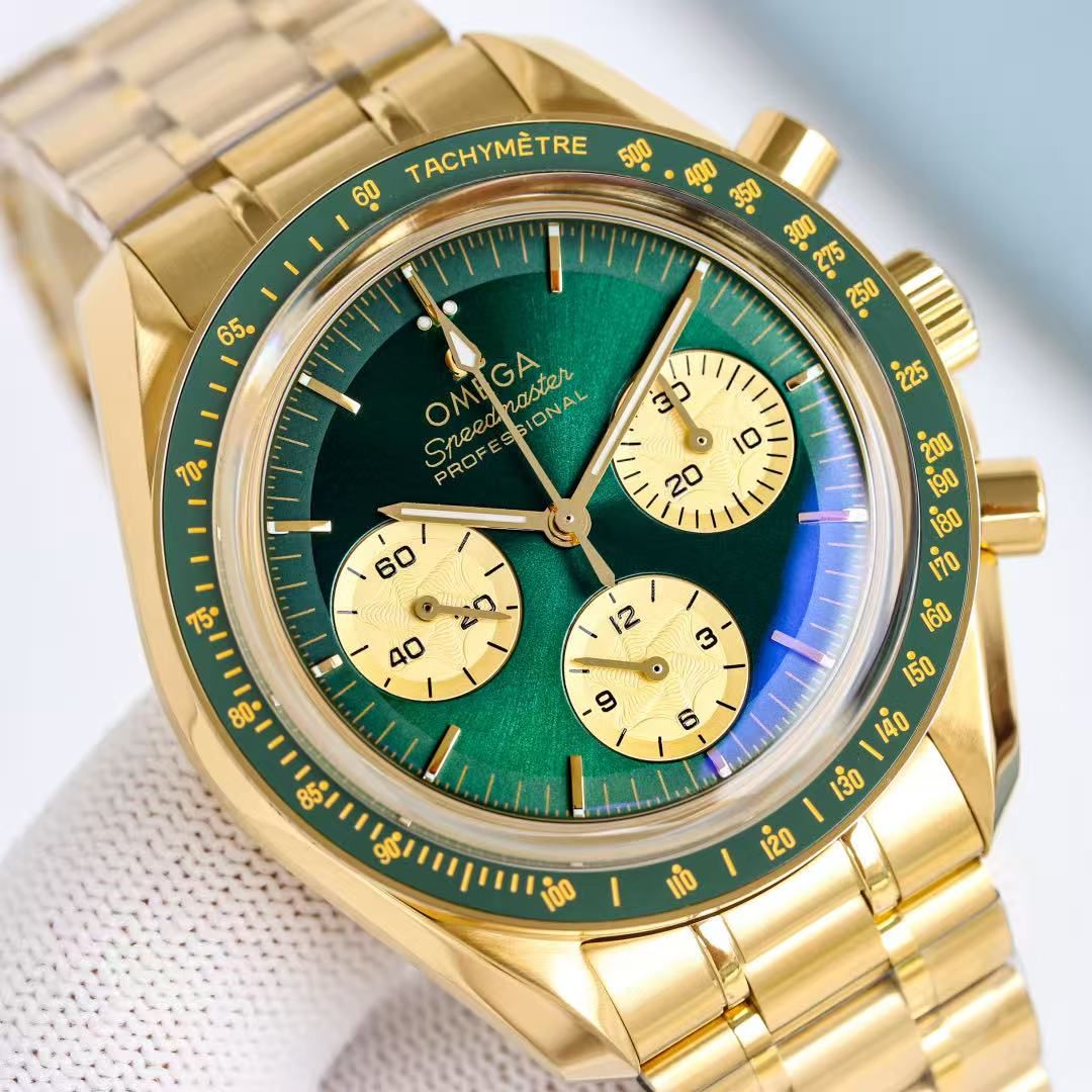 Omega Speedmaster Men's Automatic Chronograph Green Dial Gold Case Gold Steel Band Speedometer Watch 图 3