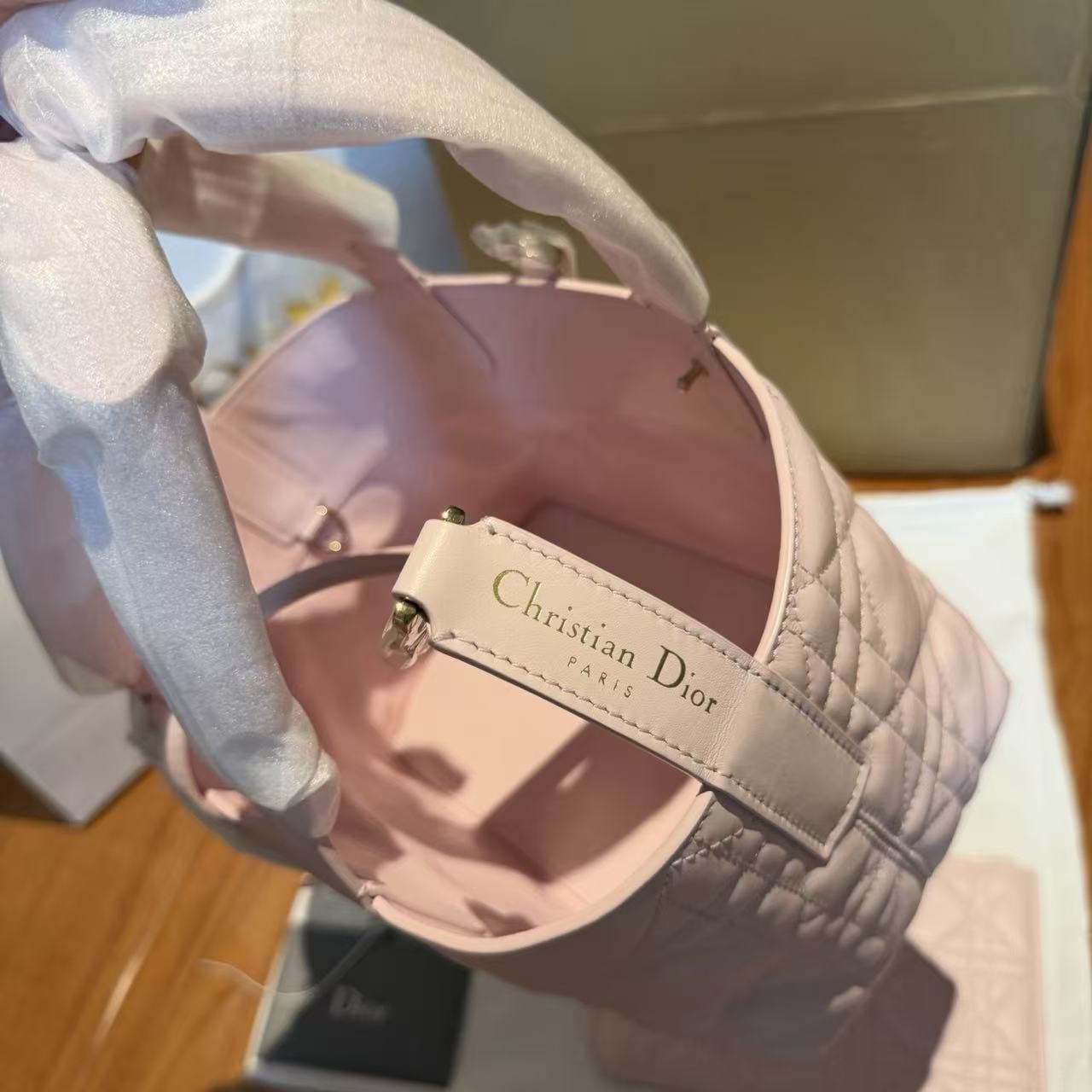 Dior Toujours rattan tote bag in pink cowhide with matching small wallet 图 4