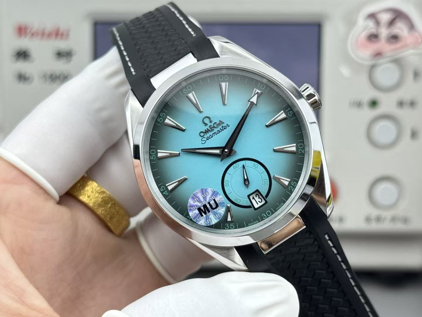 Omega Seamaster Aqua Terra 150m Automatic for Men Gradient Turquoise Dial Black Rubber Band Watch 图 2