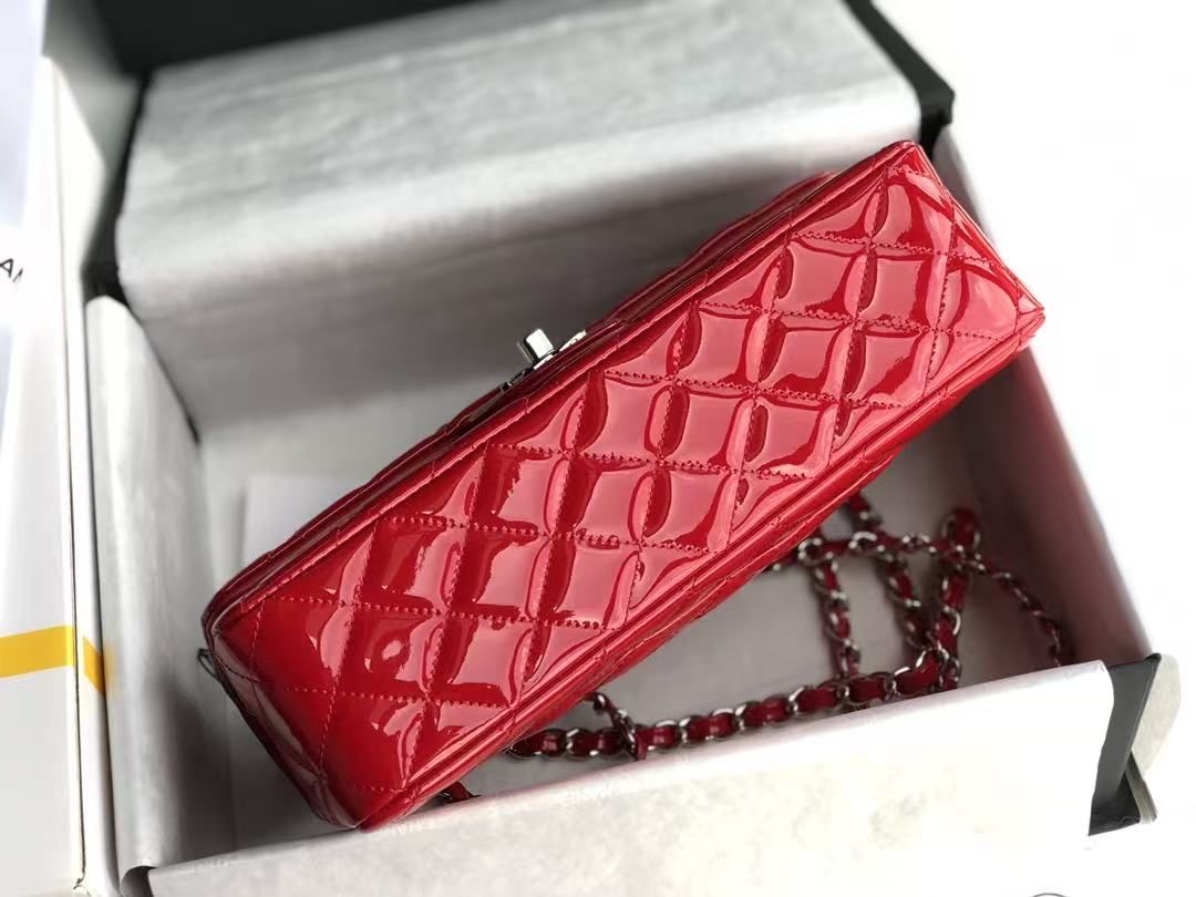 Chanel Glossy Patent Leather Diamond Plaid Flap Chain Women's Bag Light Luxury Shoulder Messenger Bag Banquet Commuter Bag 6 Colors Optional 图 8