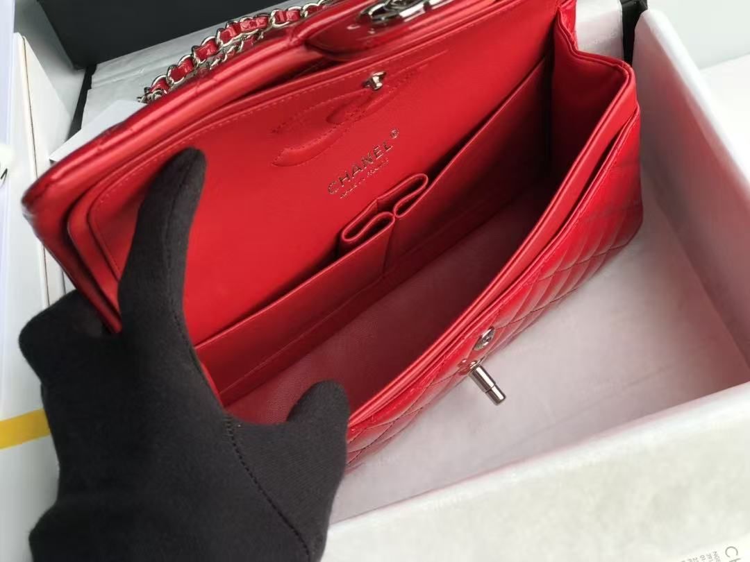 Chanel Glossy Patent Leather Diamond Plaid Flap Chain Women's Bag Light Luxury Shoulder Messenger Bag Banquet Commuter Bag 6 Colors Optional 图 10