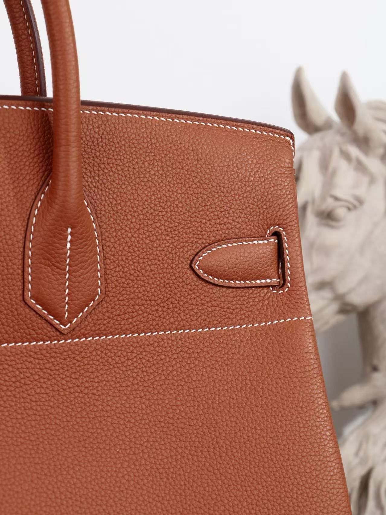 Hermès Platinum Style Lychee Pattern Handbag, Large Capacity Commuter Bag, Black/Elephant Grey/Caramel Brown 图 6