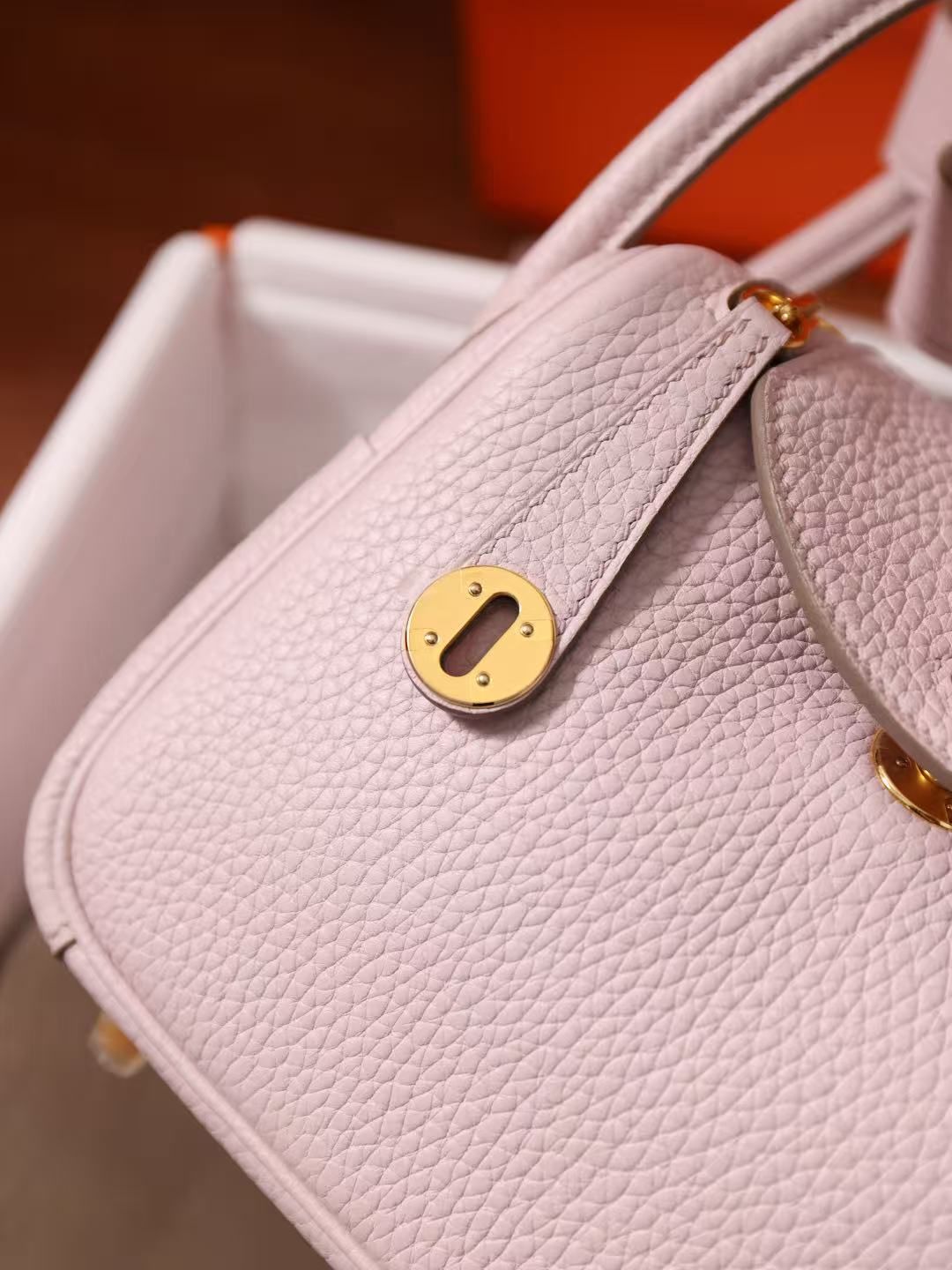 Hermès Mini Lindy Litchi Women's Bag Elephant Grey/Pure White/Sakura Pink Handbag Crossbody Light Luxury Small Bag 图 4