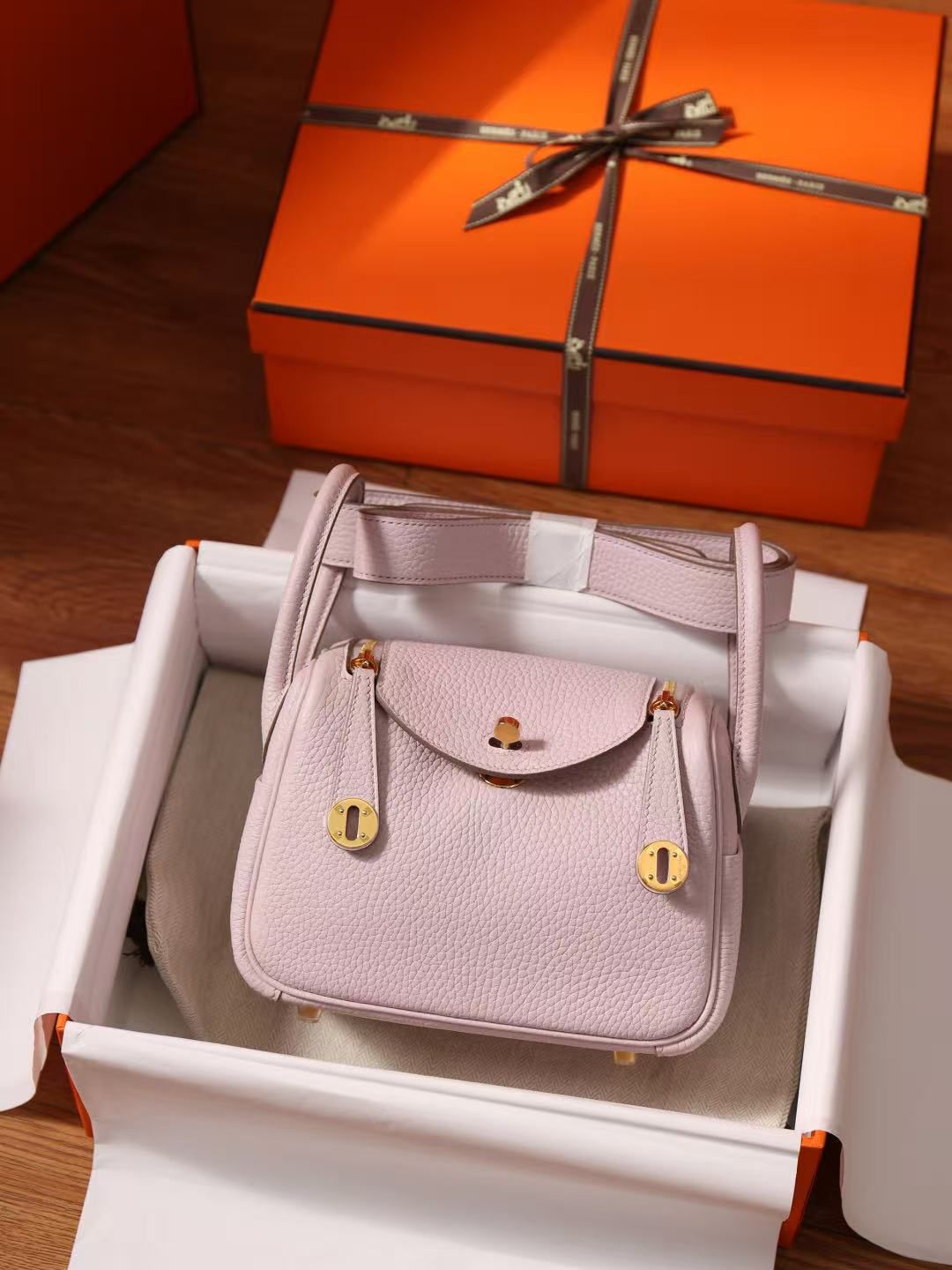 Hermès Mini Lindy Litchi Women's Bag Elephant Grey/Pure White/Sakura Pink Handbag Crossbody Light Luxury Small Bag 图 2